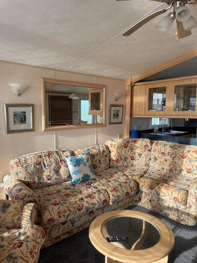 Immaculate 2-Bed Static Caravan At Monrieth Нютън Стюарт Екстериор снимка