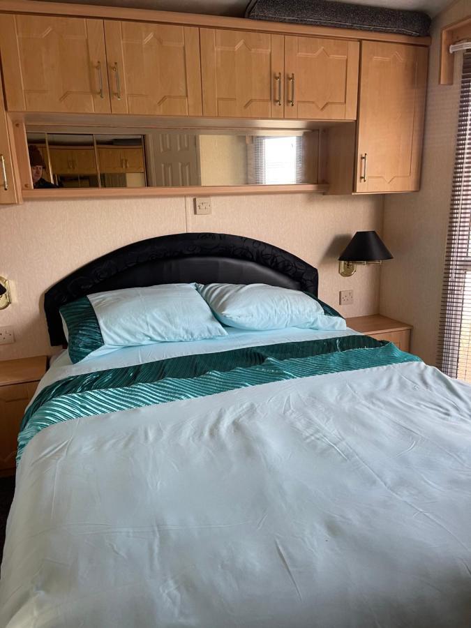 Immaculate 2-Bed Static Caravan At Monrieth Нютън Стюарт Екстериор снимка