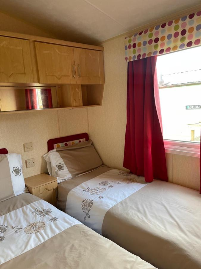 Immaculate 2-Bed Static Caravan At Monrieth Нютън Стюарт Екстериор снимка